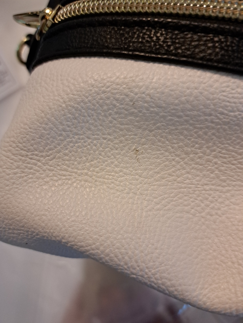 🔥2/$25🔥Betsey Johnson Black & White Polka Dot Mini Crossbody Backpack - Picture 7 of 7